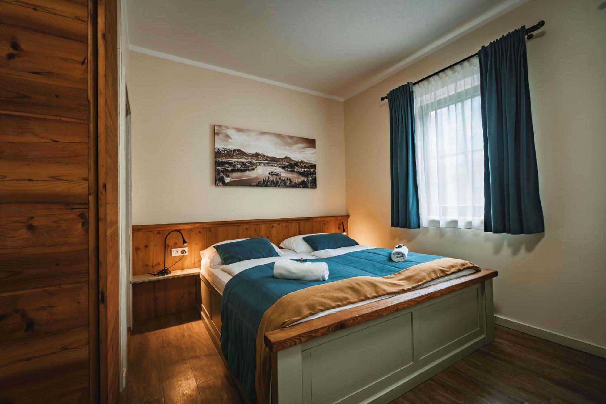 Guest House Ejga 예세니체 외부 사진