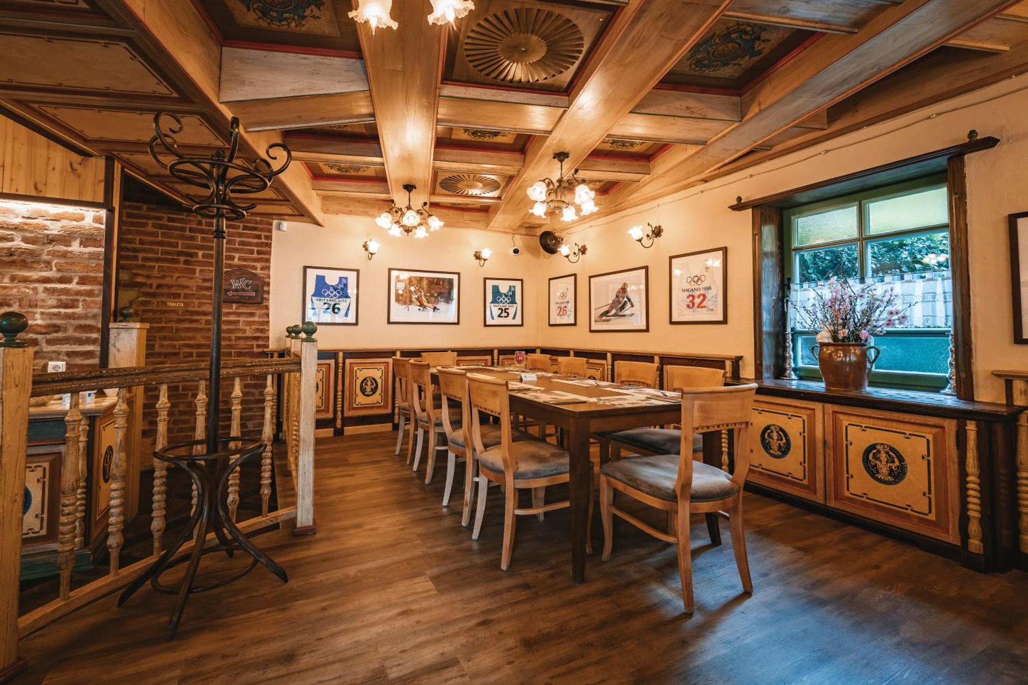 Guest House Ejga 예세니체 외부 사진