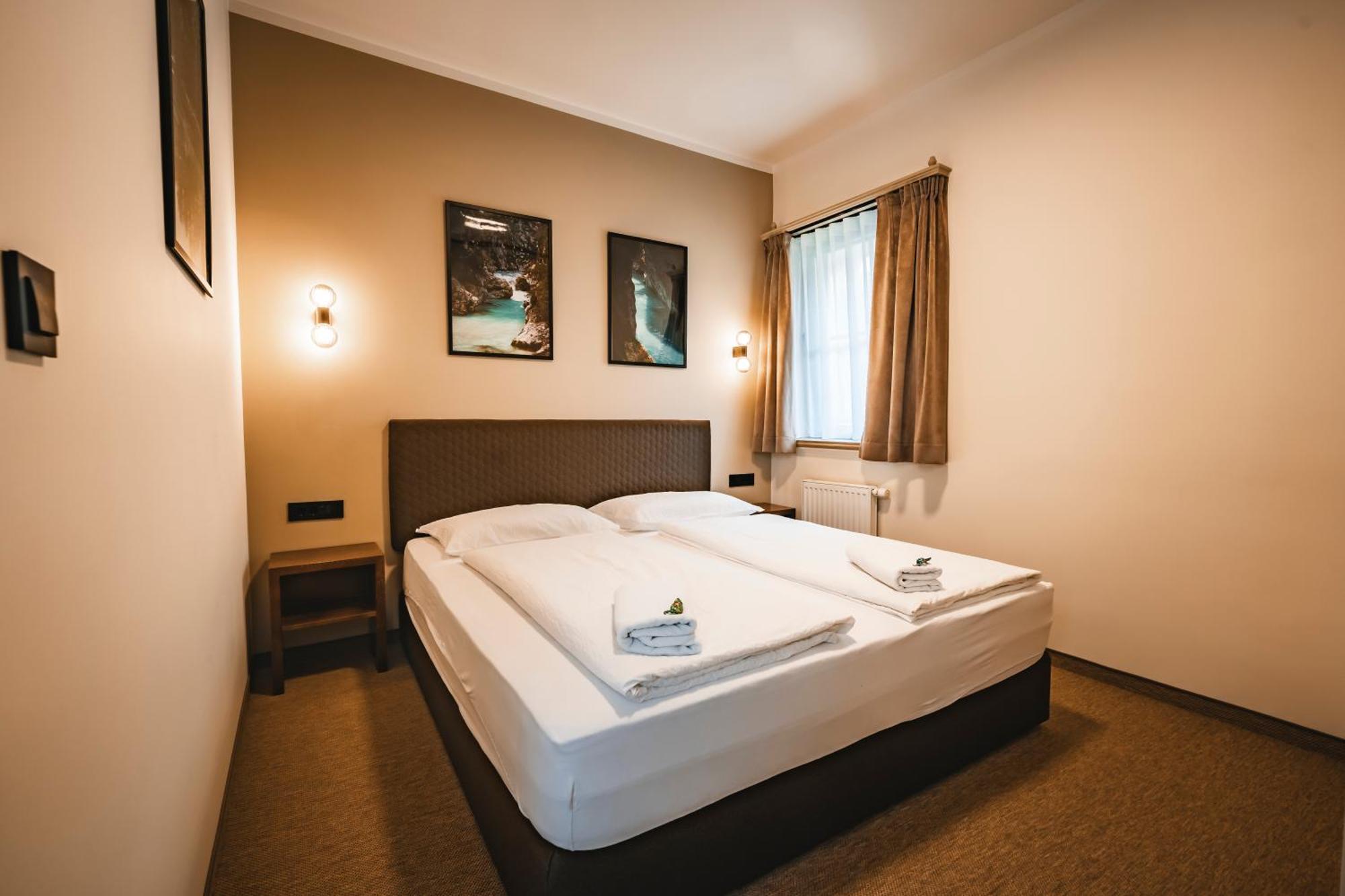 Guest House Ejga 예세니체 외부 사진