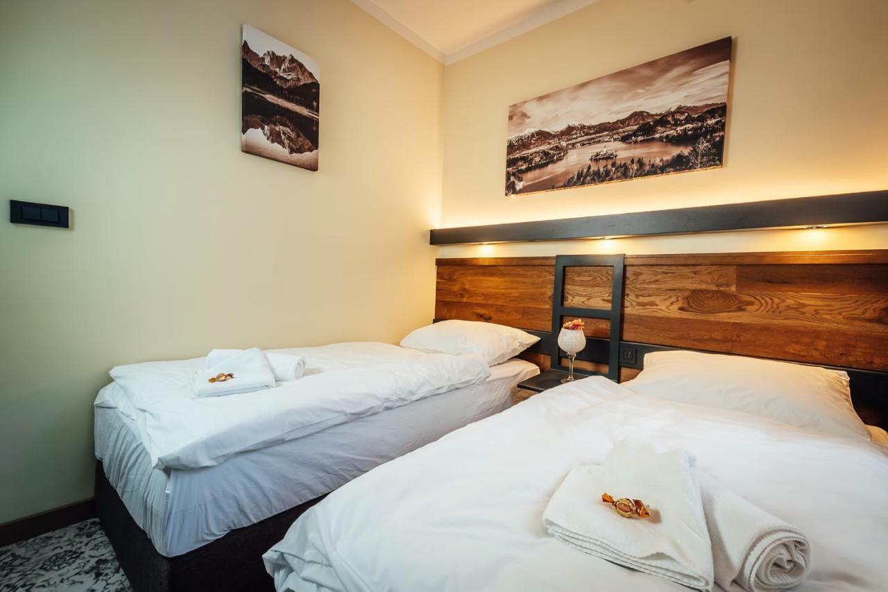 Guest House Ejga 예세니체 외부 사진
